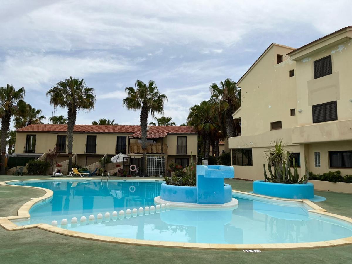 Surf & Chill Bungalow 69, Quiet Green Oasis With Community Swimmingpool Parque Holandes Εξωτερικό φωτογραφία